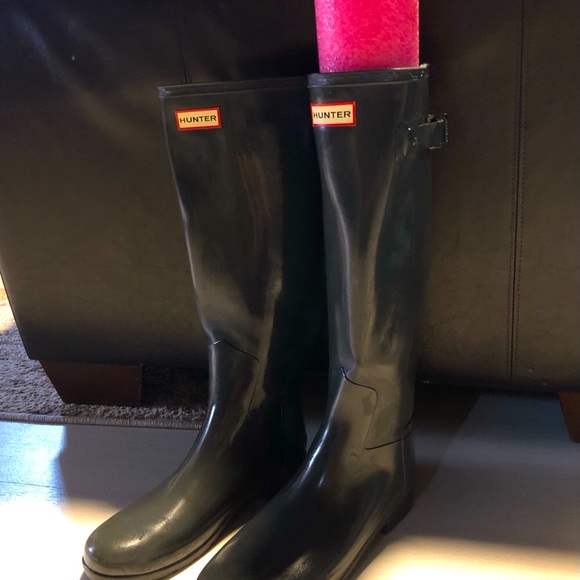 HUNTER Rain Boots - Picture 2 of 5